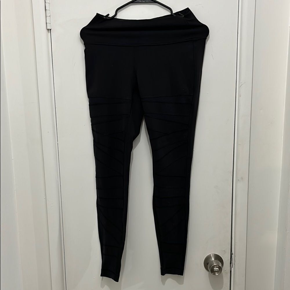 Lululemon Stylish Black Leggings
